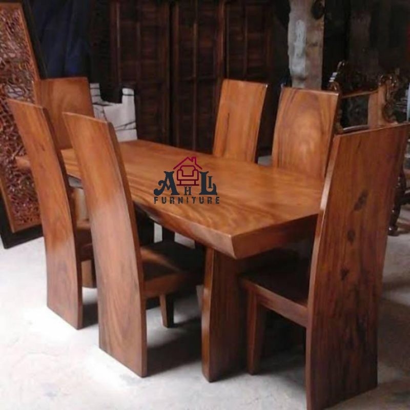Set Meja Makan Trembesi Kayu Solid
