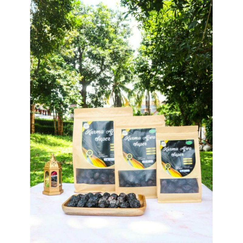 

Kurma ajwa madinah super greendates kemasan pouch