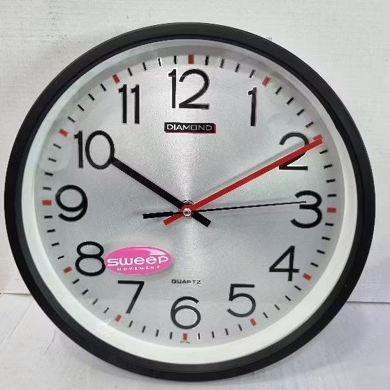 jam dinding minimalis diamond 28cm mesin sweep+baterai