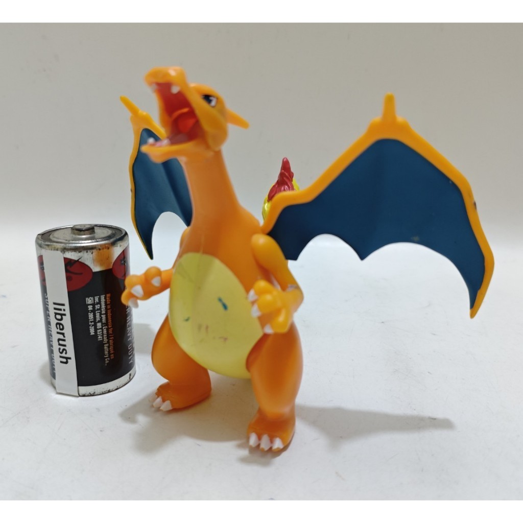 jazwares pokemon charizard battle feature figure wct action figure