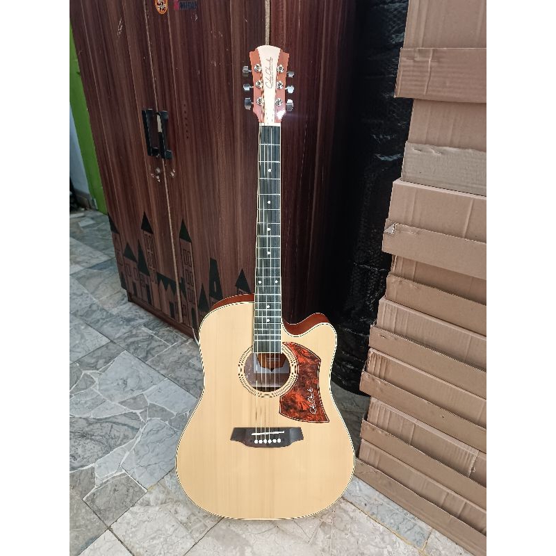 Gitar Akustik Cole Clark Natural Mewah Tanam besi