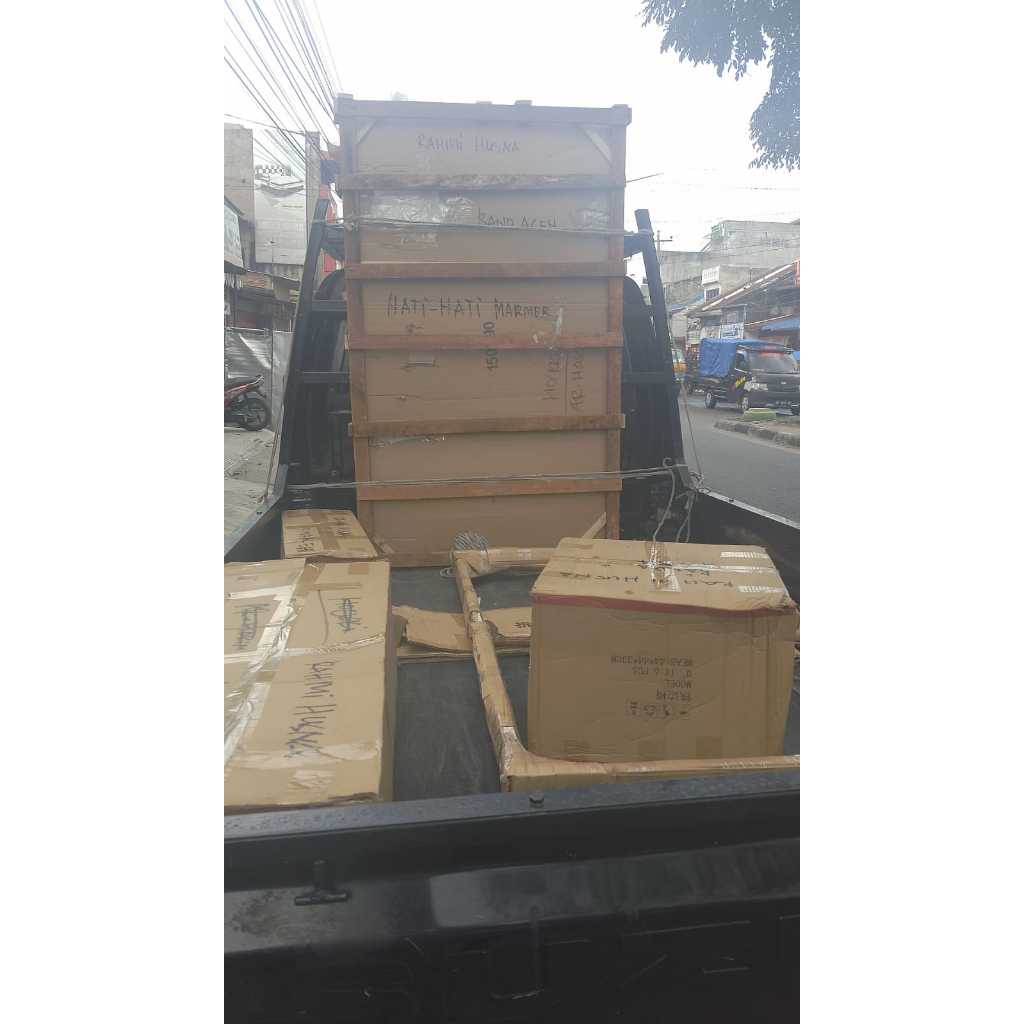 

Packing Kayu dan Bubble Warp khusus pengantaran luar kota biar lebih aman