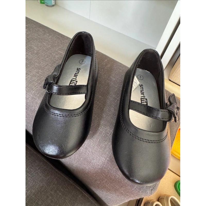 PRELOVED Sepatu anak merk Payless SmartFit