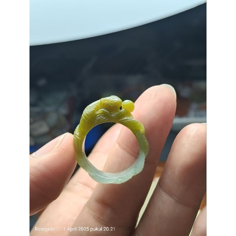 Cincin Giok Burma ukir shio Ular 18mm + sertifikat