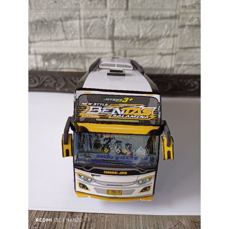 Miniatur Bus BENTAS LBWK Tunggal Jaya Transport JB3 mainan basuri set lampu pajangan