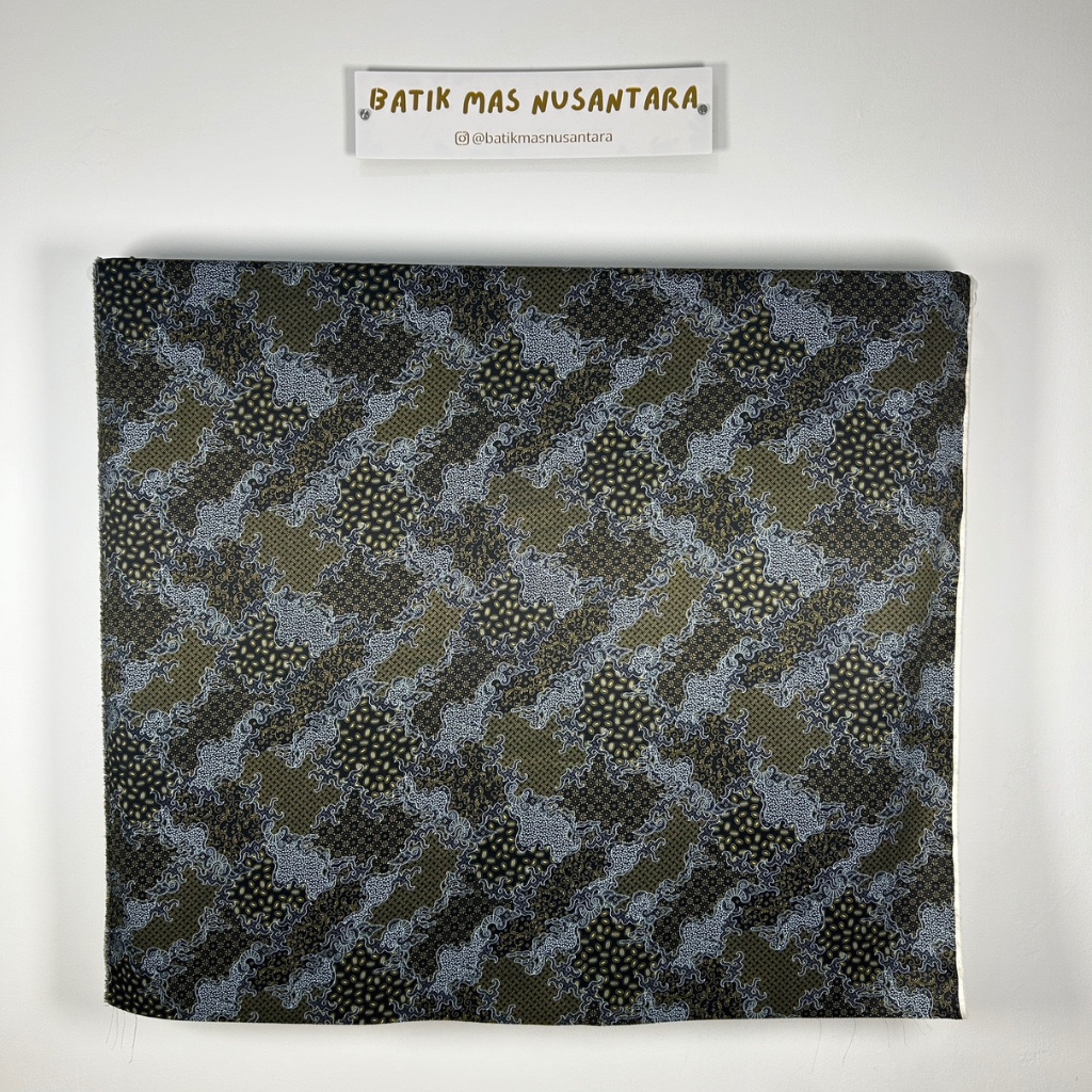 Kain Batik Premium Silk Motif Kawung & Parang Warna Hijau dan Hitam ( Per Meter )