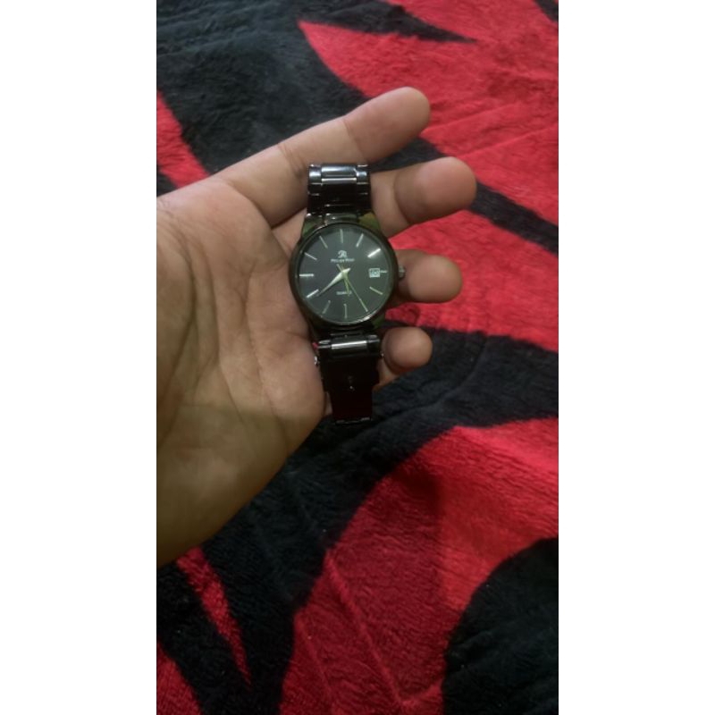 Jam tangan pria langka