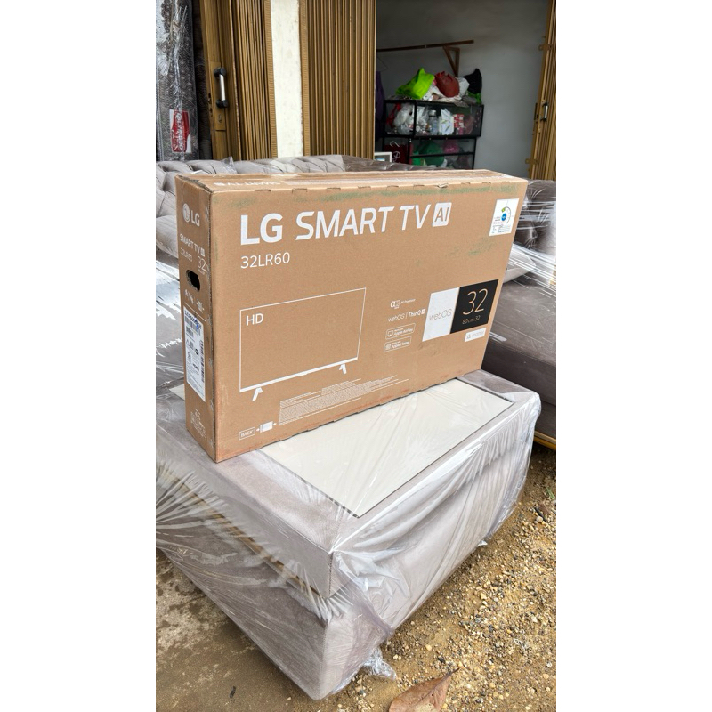 LG SMART TV 32 INCH