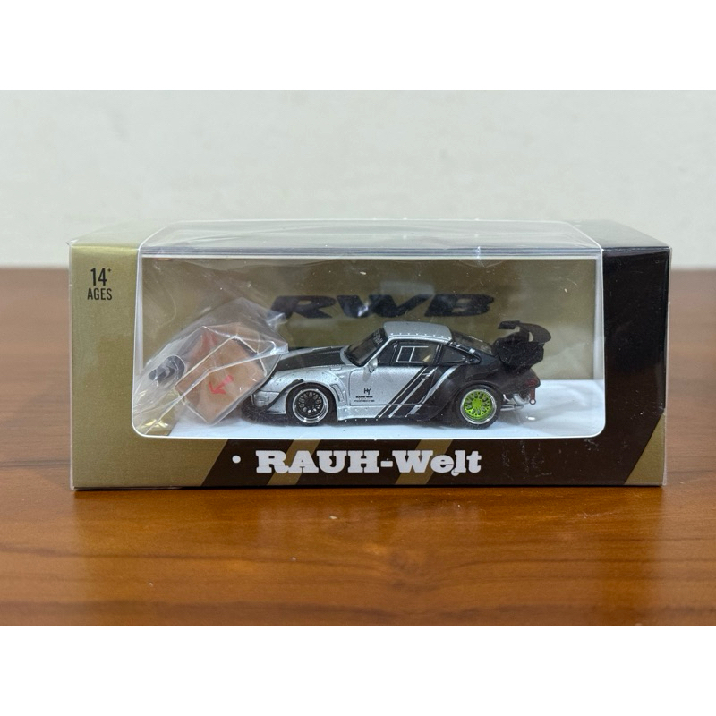 Rauh Welt Star Model RWB Cyberpunk + Figure, RWB 964 Rokweiler