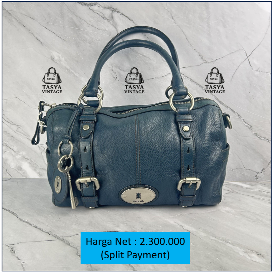 008. Sydney Satchel Maddox Large Navy