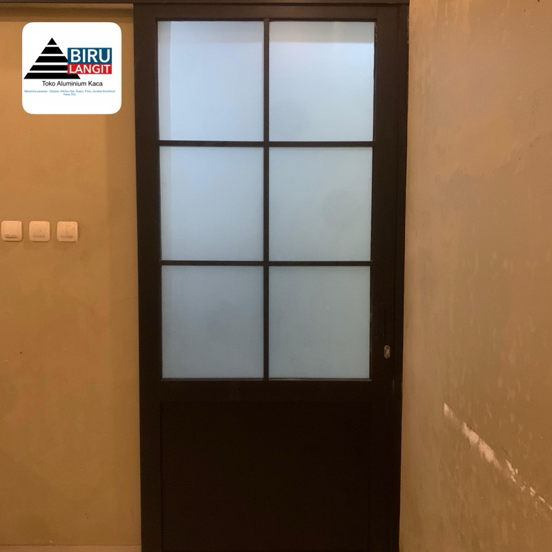 PINTU SWING KAMAR MANDI ALUMINIUM KACA BURAM + ORNAMEN 190 x 70 cm