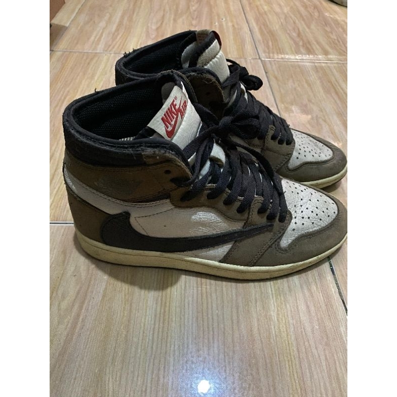 nike air jordan x travis scott