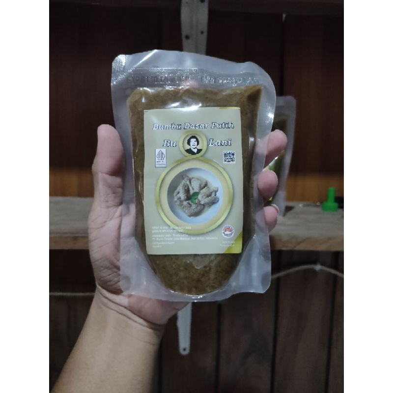 

bumbu dasar bu lani 250gram