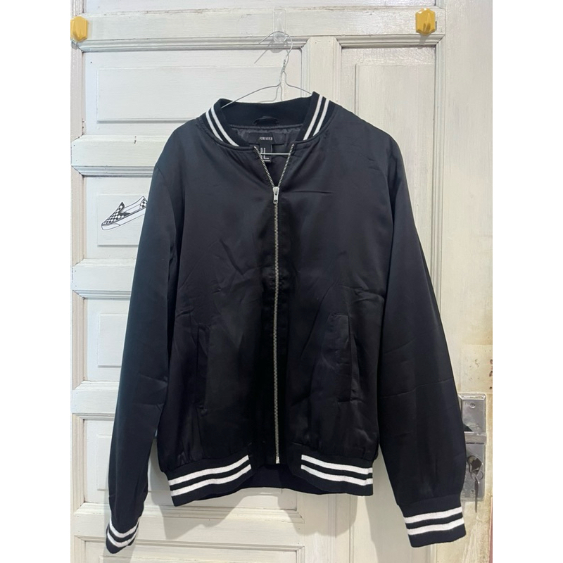 preloved jacket bomber parasute forever 21