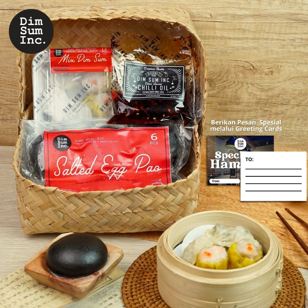 

DIMSUM INC Hampers Parcel - Mix DImsum ( Siomay / Siumay + Gyoza / Pangsit + Har Gau / Hakau ) + Salted Egg Pao / Bakpao Telur Asin + Chili Oil Sachet / Minyak Cabai Saset Hampers Kado Parcel Buah Tangan