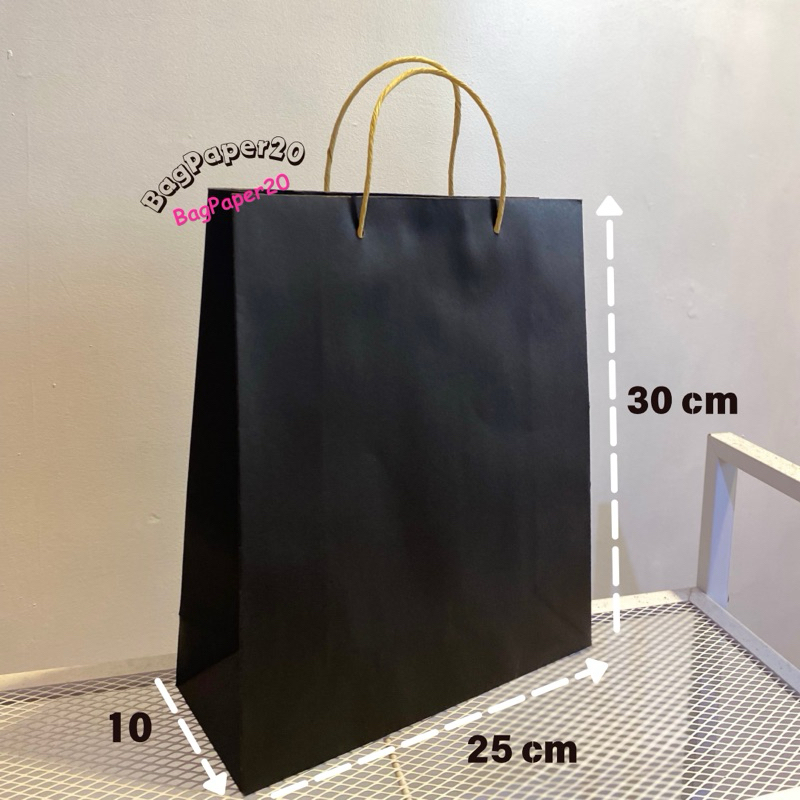 

PAPERBAG HITAM (25x10x30) besar premium PIGORA