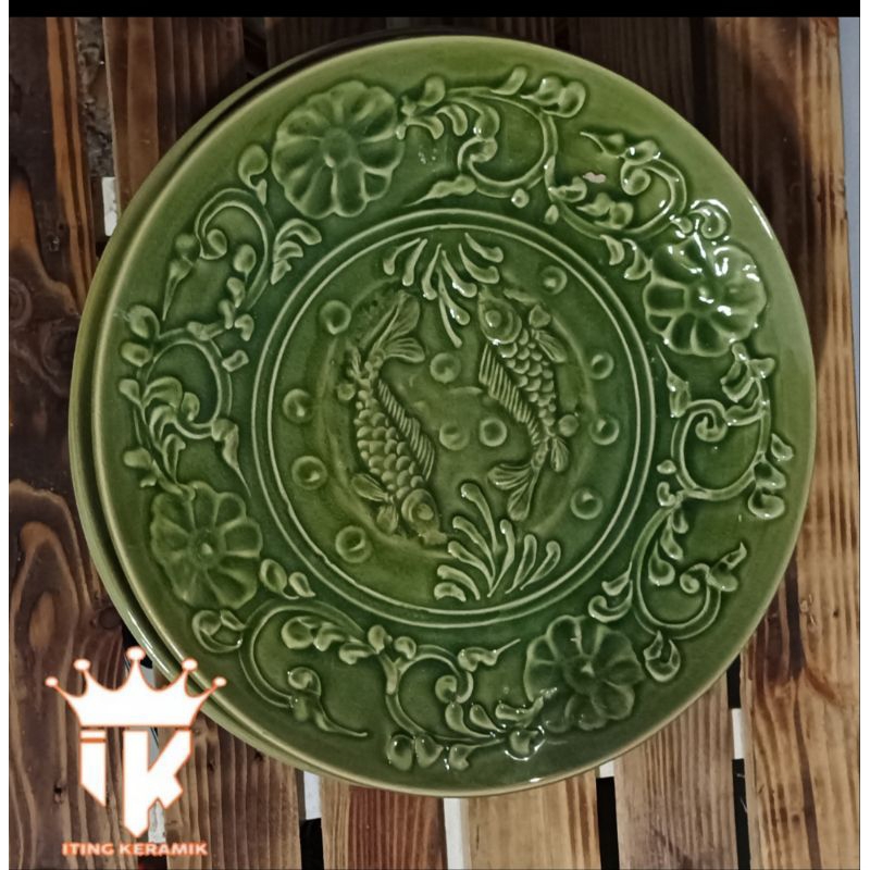 Piring Hias Gantung Celadon