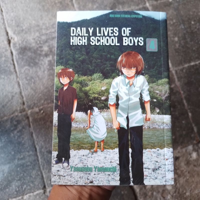 Komik Daily Lives of High School Boys vol. 4