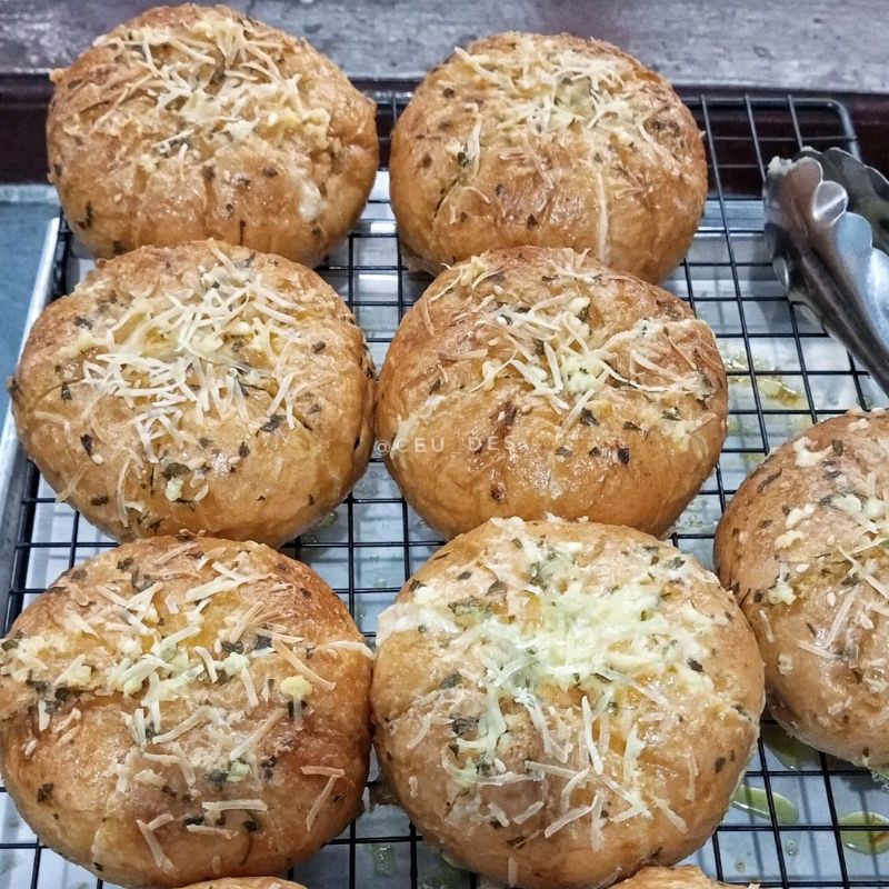 

Garlic Cheese Bread