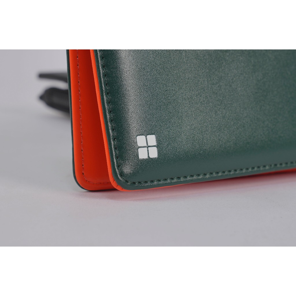 Insight Dompet panjang Pria Royal Tjuan Men Wallet Long Planet Surf