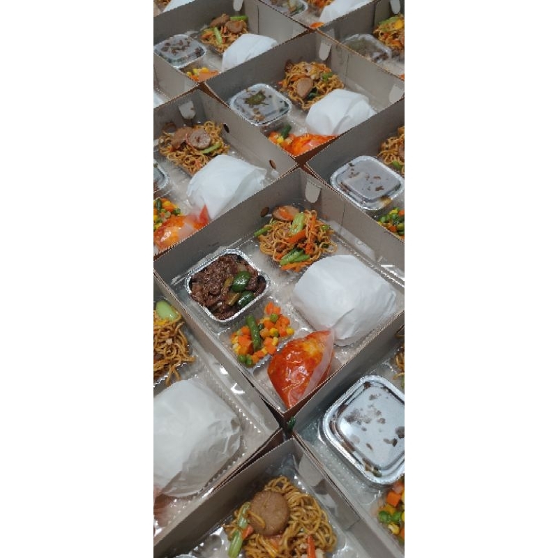 

Catering/nasi box/nasi bento/nasi kotak murah/catering karyawan