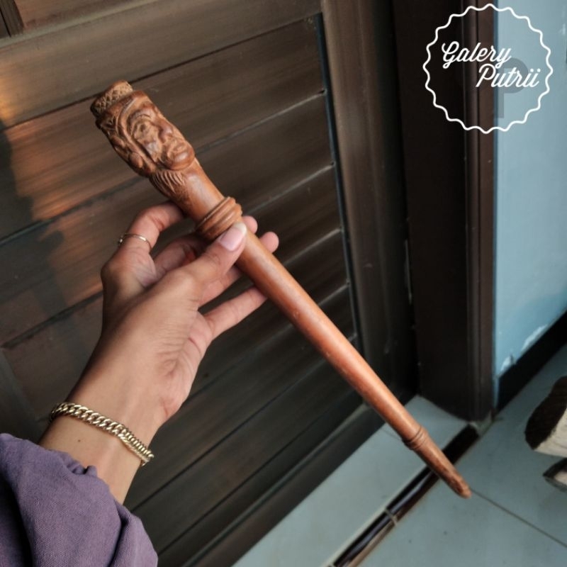 tongkat komando kayu setigi ukir pak tua