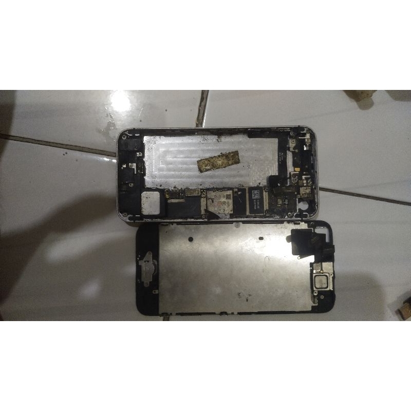 mesin I Phone 5s hidup (I cloud kosong)
