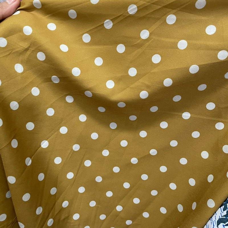 kain soft wolfis motif polkadot premium - kain wolpeach motif - kain wolfis style premium - kain wol