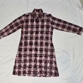 Tunik kotak kotak merah lengan panjang busui friendly preloved