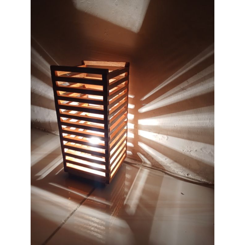 LAMPU DINDING/ LAMPU PILAR /  WALL LAMPU KOTAK MINIMALIS 2 ARAH
