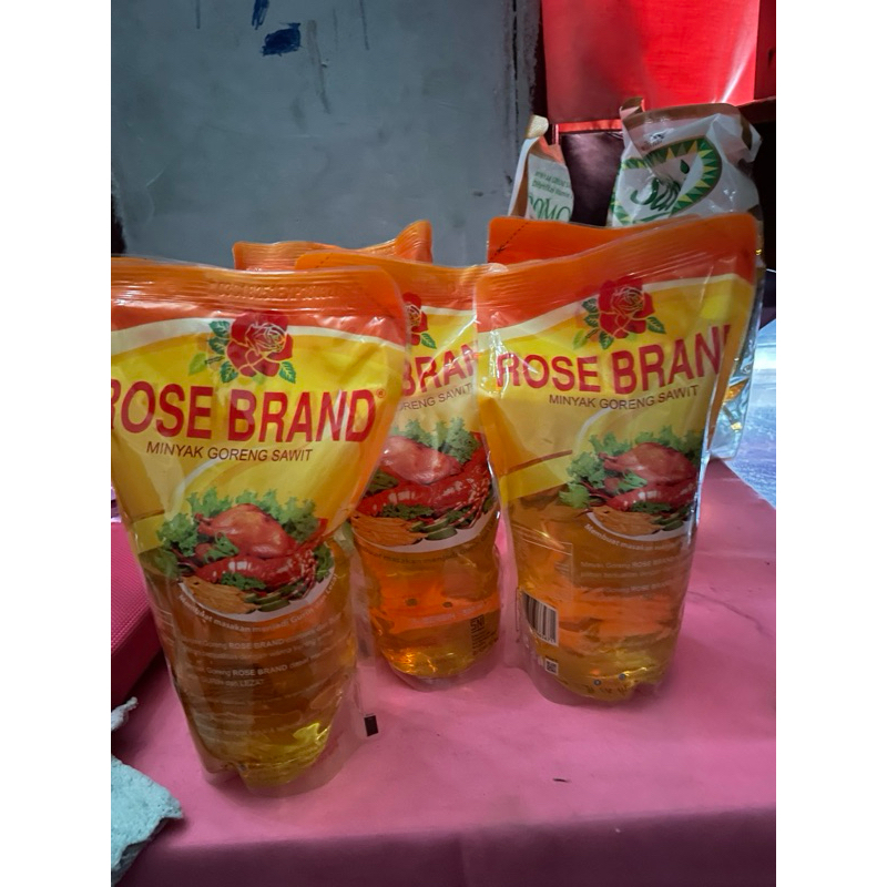 

gula pasir rose brand dan minyak segitiga emas