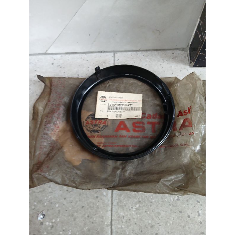 33101 - KCJ - 691 RING LAMPU HONDA TIGER 2000 ORIGINAL NOS HITAM