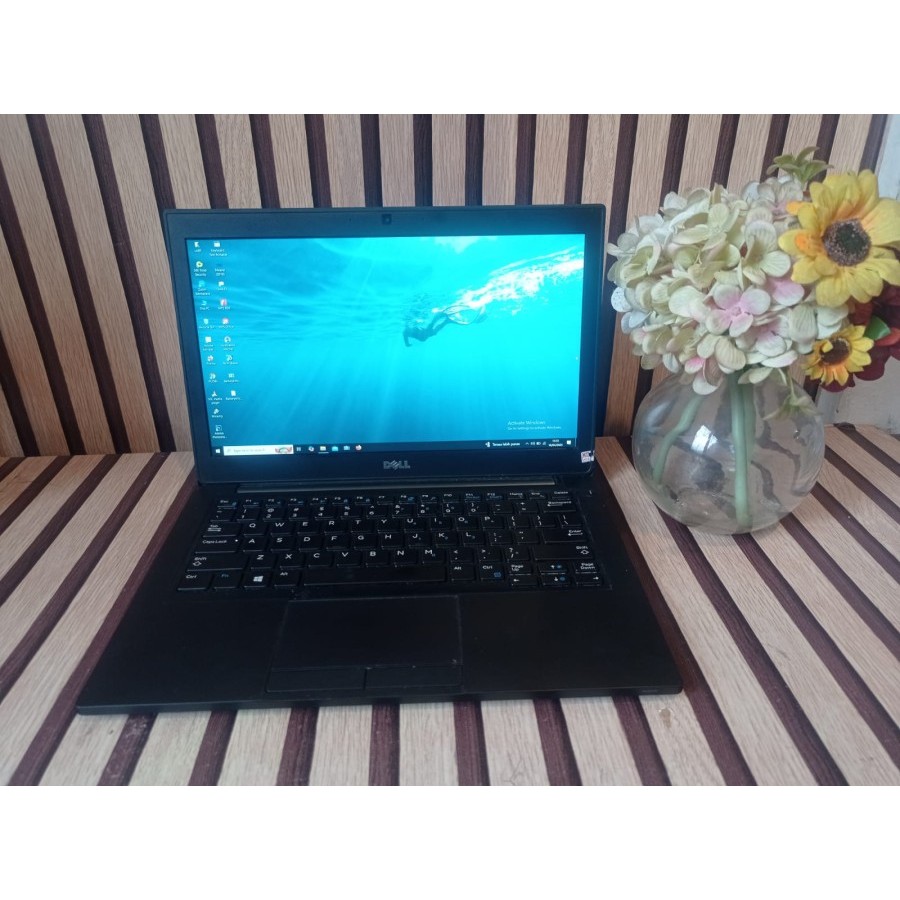 Laptop Second Dell Latitude 7270 | Intel Core i5-6300U RAM 8 GB SSD 256 GB Layar 14 Inch | Mulus & B