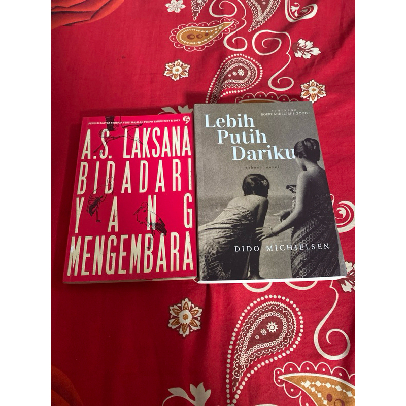 Bundle Lebih Putih Dariku+Bidadari yang Mengembara