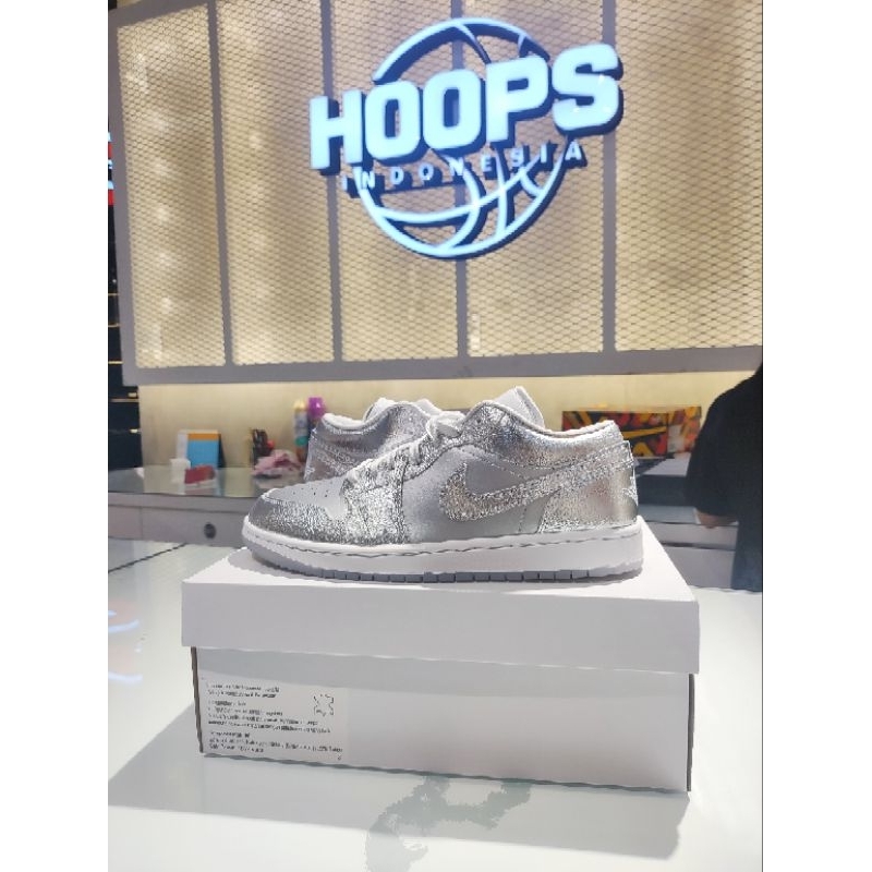 AIR JORDAN 1 Low Silver metallic 100% Original