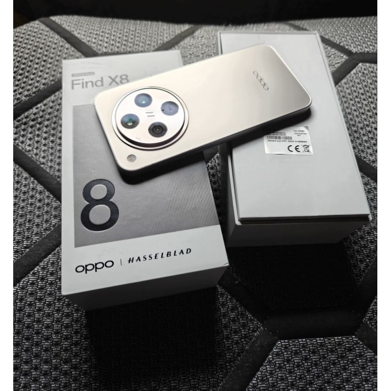 Oppo find x8 Ram 12/258gb mulus like new ( Bekas/second )