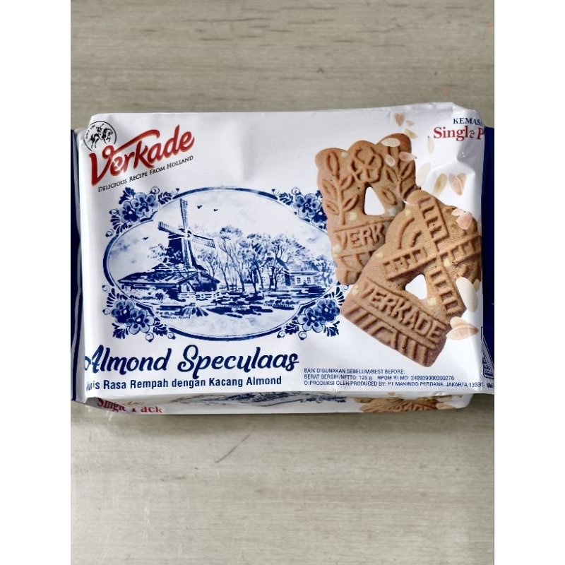 

Biskuit VERKADE rasa ALMOND SPECULAAS ukuran 125Gr