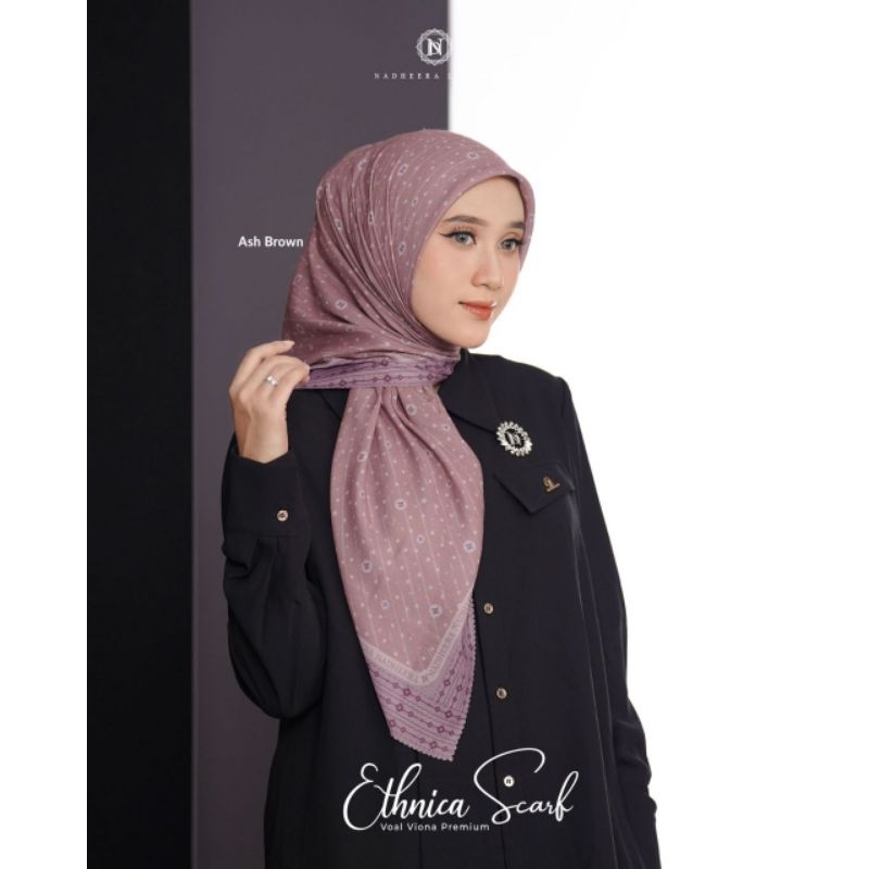 Ethnica Scarf Nadheera | Hijab Motif Nadheera