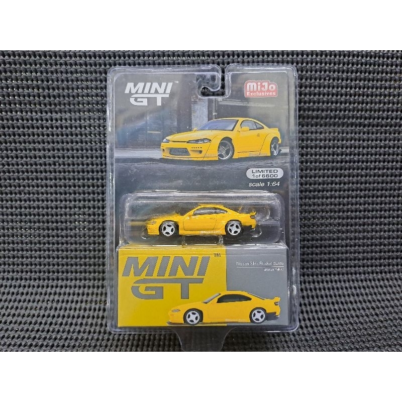 Mini GT Nissan Silvia Rocket Bunny