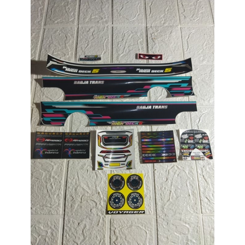 

Liveri Las vegas laminasi glosy anti air