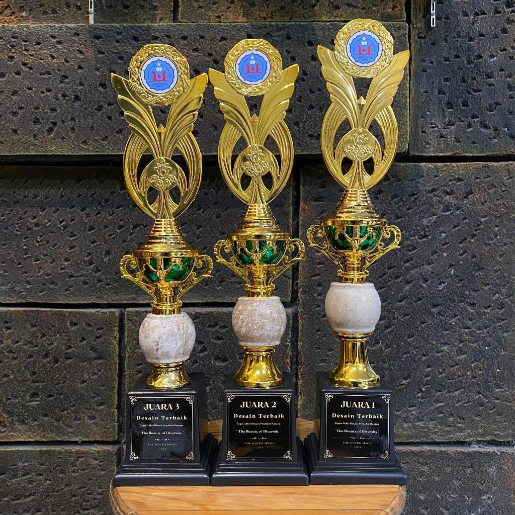 PIALA SET JUARA 123 SANGKAR MARMER GRATIS STICKER