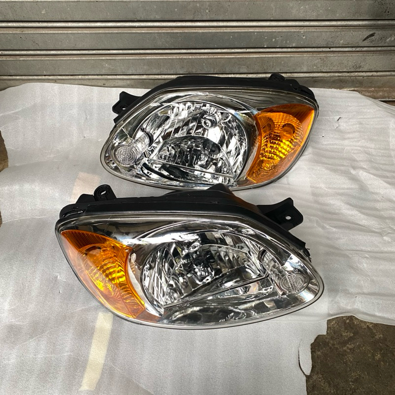 headlamp lampu depan hyundai accent avega 2010