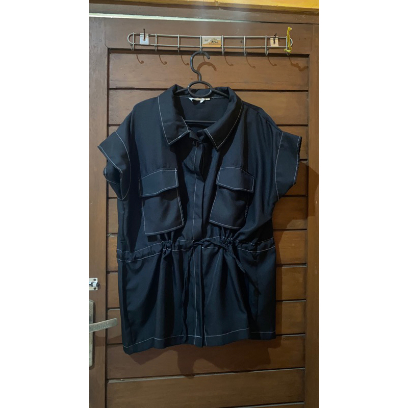 Preloved Kemeja Hitam | Preloved