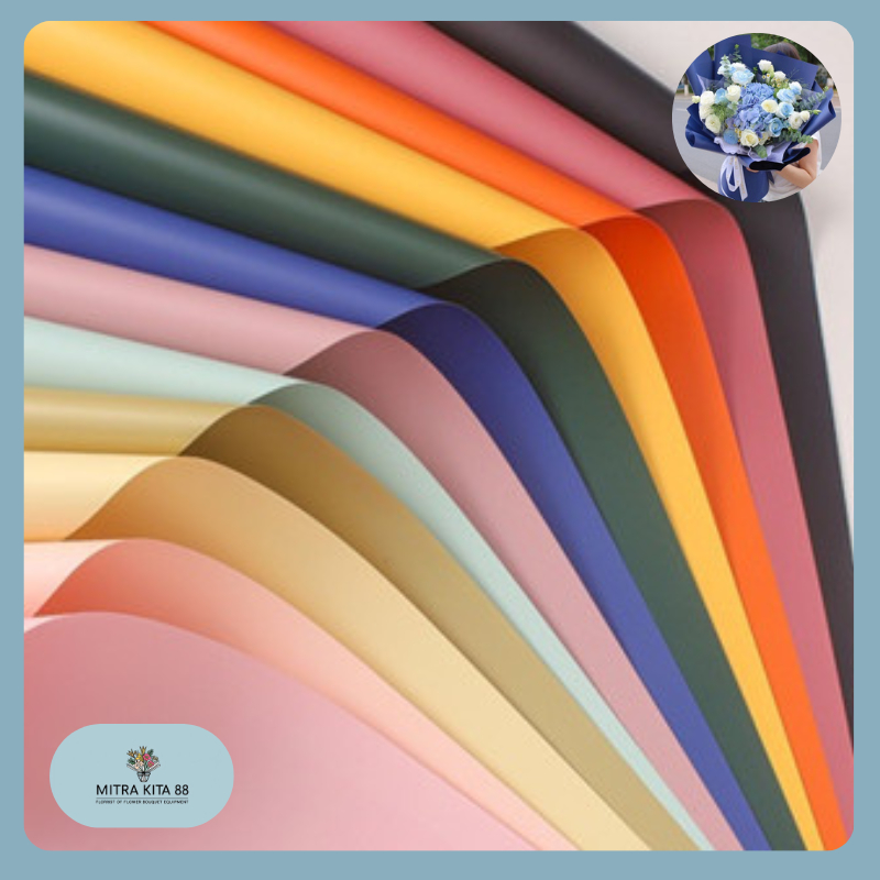 

Isi 20 LEMBAR Kertas Buket Bunga Polos Warna Solid Opp Flower Wrapping Cellophane Full Color KB08