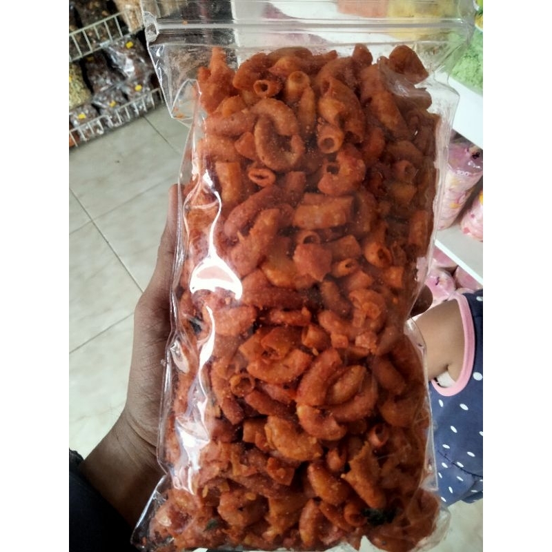 

Makaroni pedas Makanan ringan berat isi 250gram