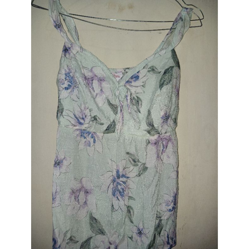 tanktop bunga