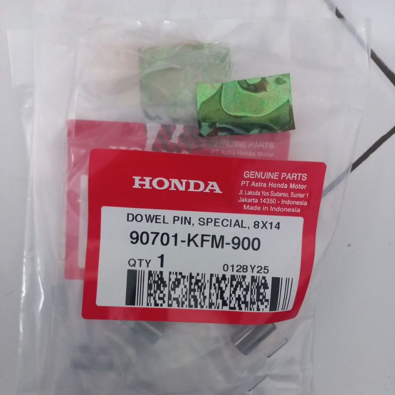 90701KFM900 – DOWEL PIN SPECIAL 8X14, PIN DOWEL, BOSH BOSH BLOK BEAT, SCOOPY REVO, VARIO 110, GENIO,