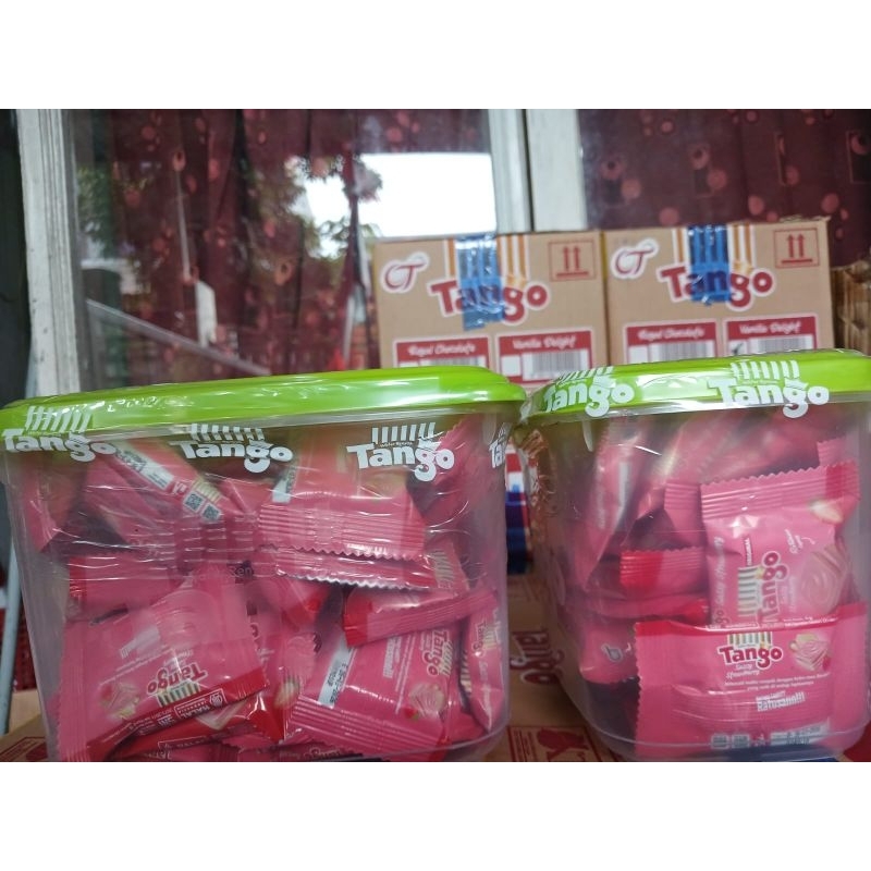 

Lezatoz_Genz Jajan Tango Wafer - Tango Free Toples - 1Toples Isi 40 Renceng Uk 4Gr