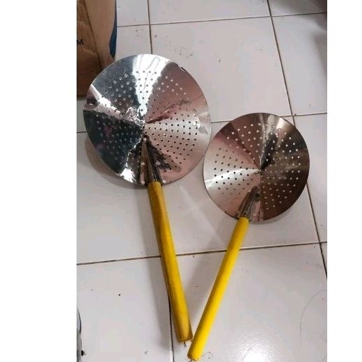 PENIRIS/SEROK/ EROK GORENGAN GANGGANG KAYU