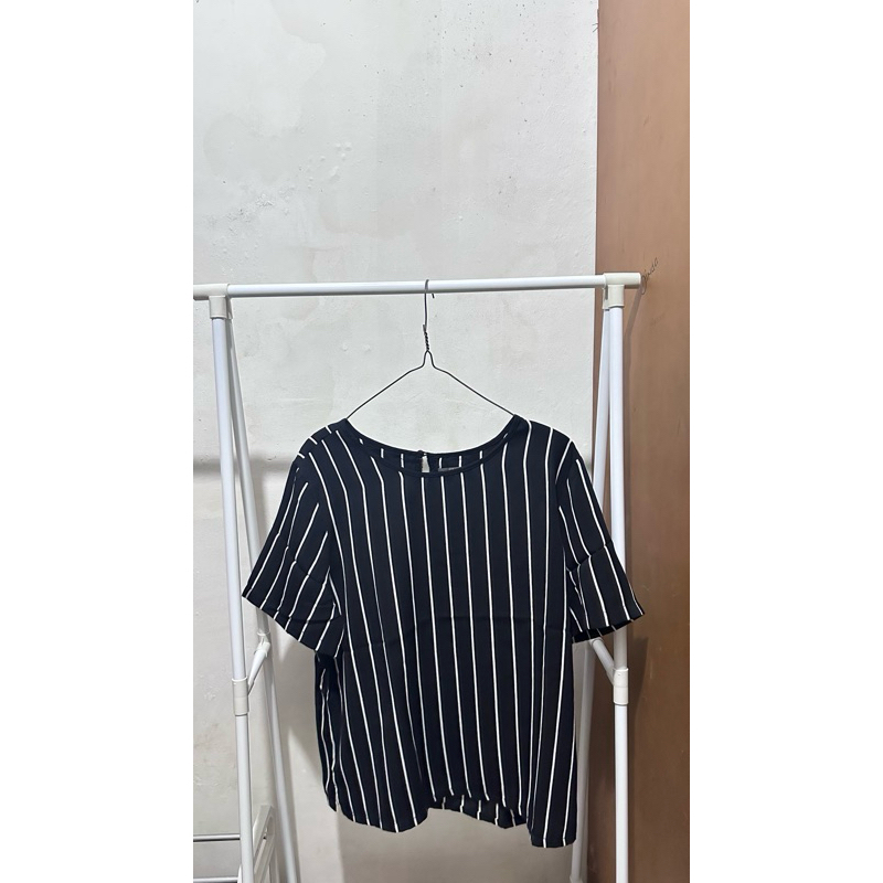 PRELOVED BLOUSE - ST YVES